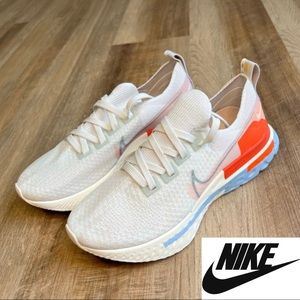 🤩🤩 NWOT NIKE SNEAKERS